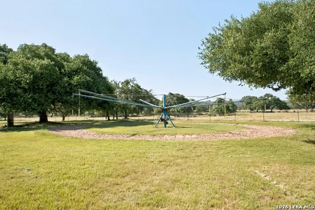 1282 Kendalia Rd Blanco, TX 78606