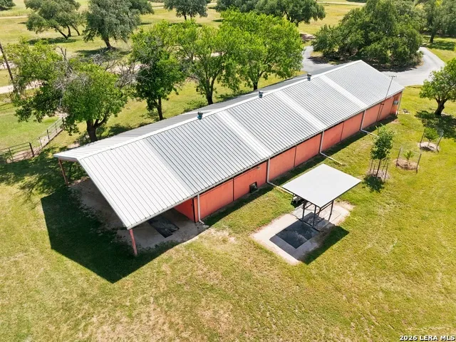 1282 Kendalia Rd Blanco, TX 78606