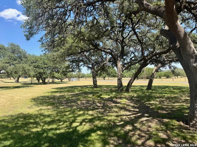 1282 Kendalia Rd Blanco, TX 78606