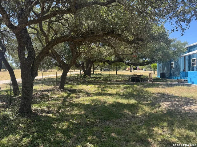 1282 Kendalia Rd Blanco, TX 78606