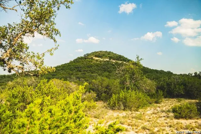 33309 Texas 55 Uvalde, TX 78801