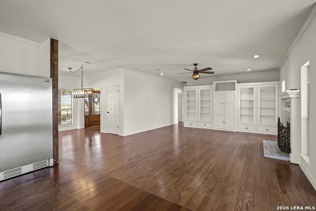 809 County Road 213 McCoy, TX 78113