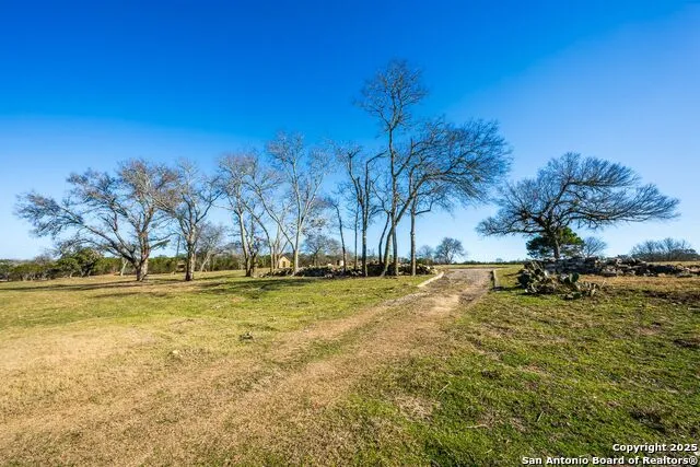 327 Waring Welfare Road Boerne, TX 78006