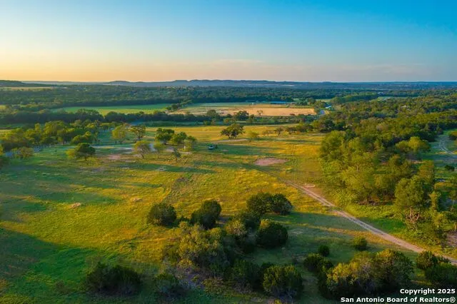 327 Waring Welfare Road Boerne, TX 78006