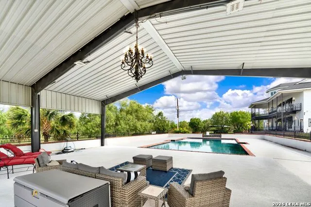 130 Pr 556 Hondo, TX 78861