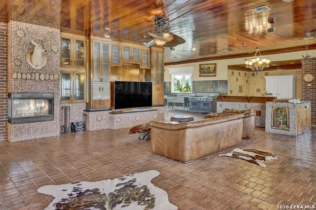 130 Pr 556 Hondo, TX 78861