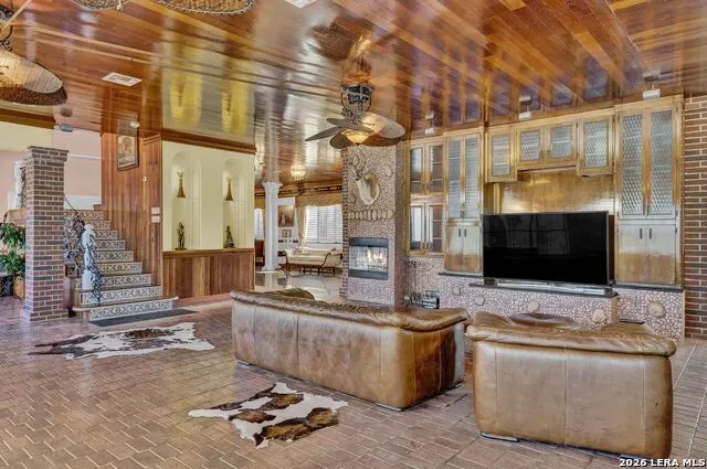 130 Pr 556 Hondo, TX 78861