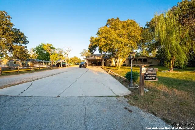 4514 Billy Sames Dr Adkins, TX 78101