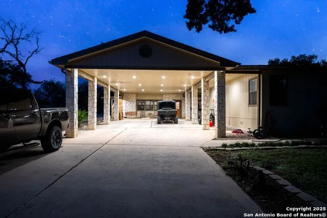 4514 Billy Sames Dr Adkins, TX 78101