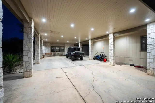 4514 Billy Sames Dr Adkins, TX 78101