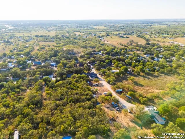 4514 Billy Sames Dr Adkins, TX 78101