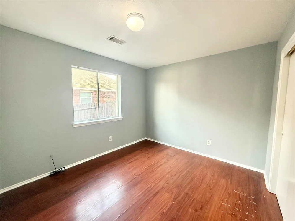 4007 E Teal Estates Circle Fresno, TX 77545