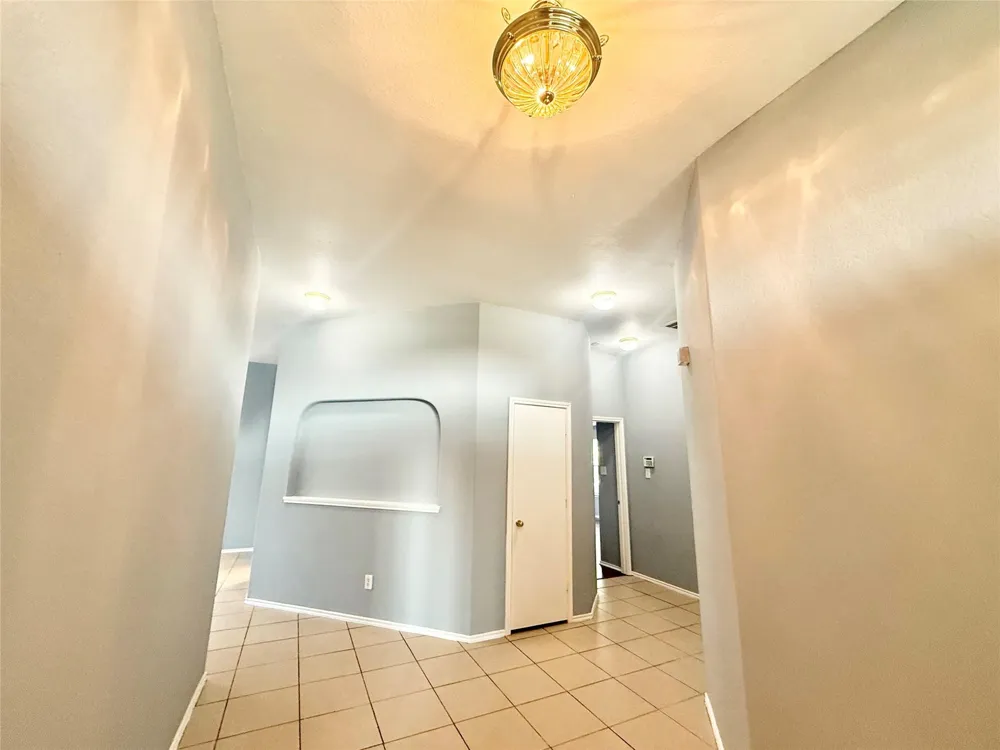 4007 E Teal Estates Circle Fresno, TX 77545