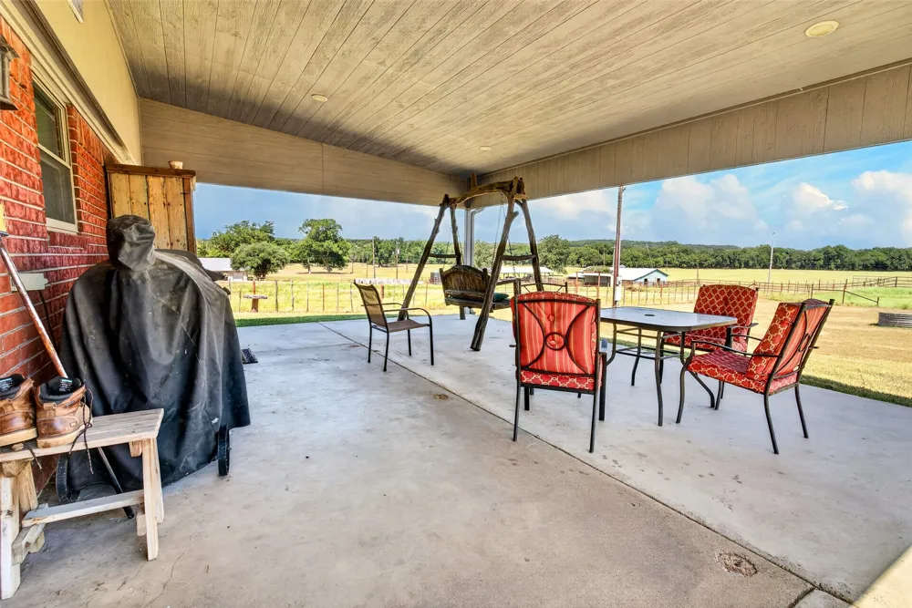 11121 E HWY 84 Gatesville, TX 76528