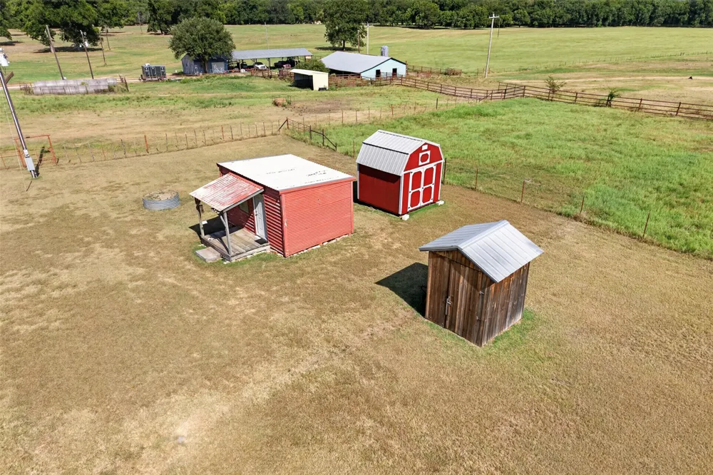 11121 E HWY 84 Gatesville, TX 76528