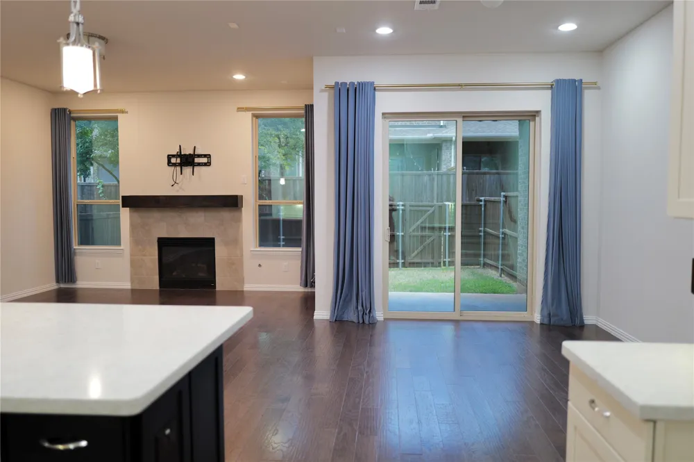 17728 Coralberry Drive Dallas, TX 75252