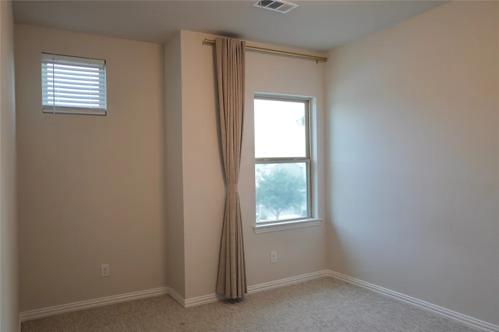 17728 Coralberry Drive Dallas, TX 75252