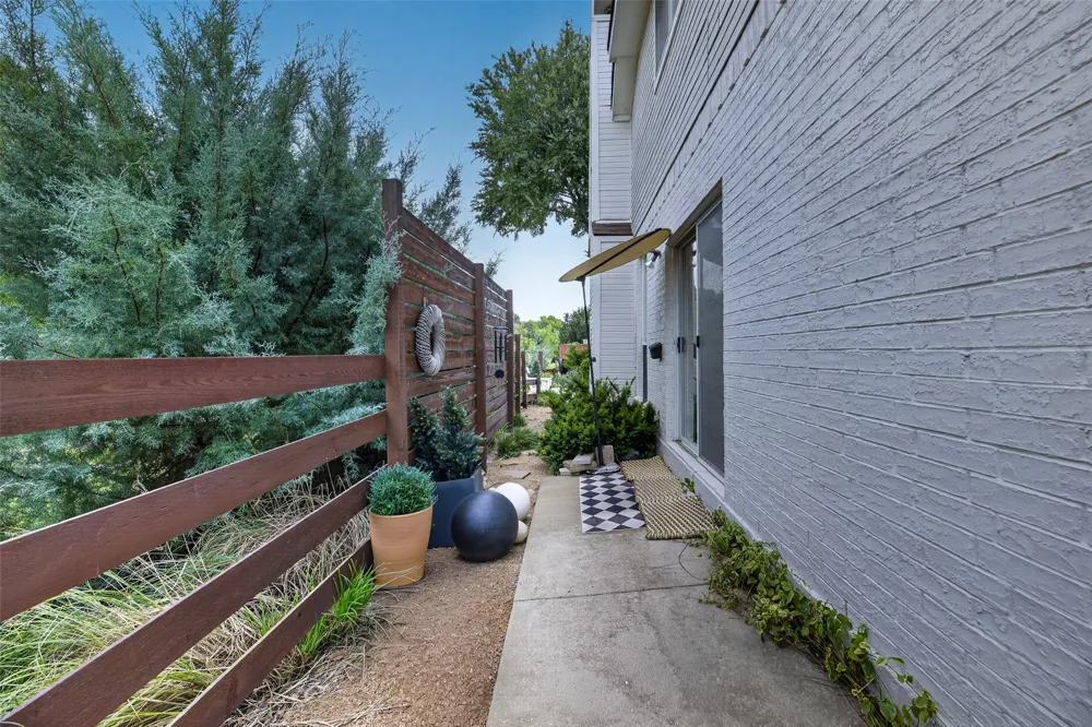 1193 Marchant Place Lewisville, TX 75067