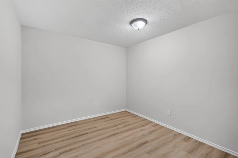 3312 Knoll Trail Balch Springs, TX 75180