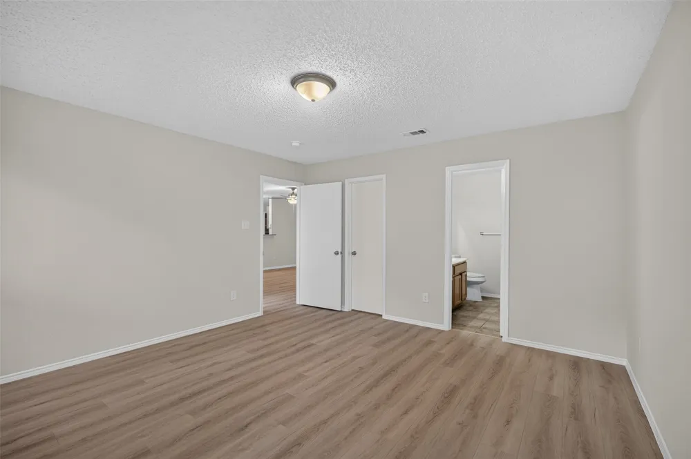 3312 Knoll Trail Balch Springs, TX 75180