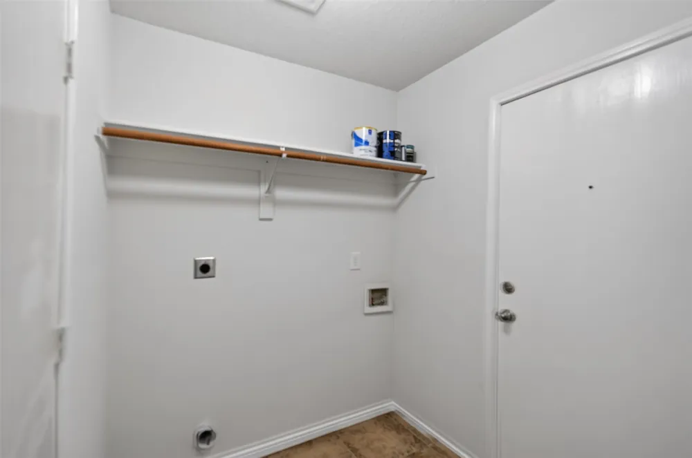 3312 Knoll Trail Balch Springs, TX 75180