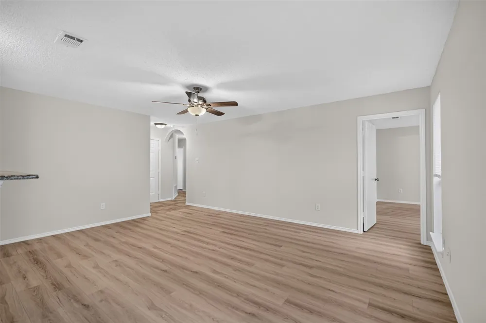 3312 Knoll Trail Balch Springs, TX 75180