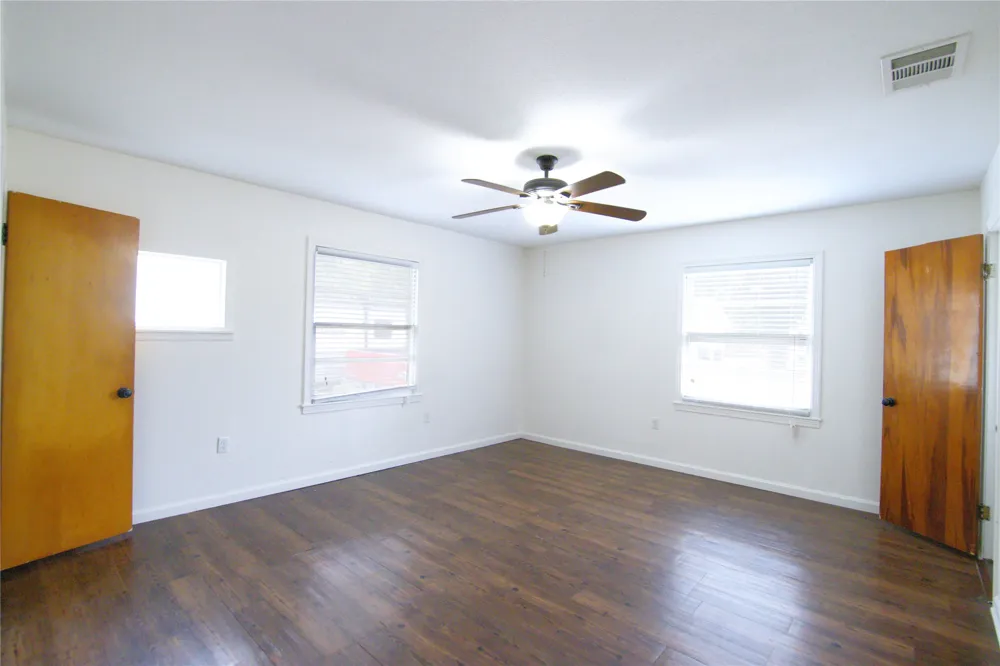 101 Easy Street Valley Mills, TX 76689