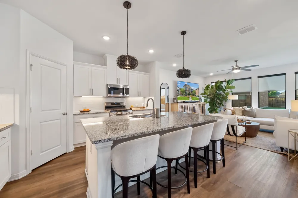 1908 Temple Hill Van Alstyne, TX 75495
