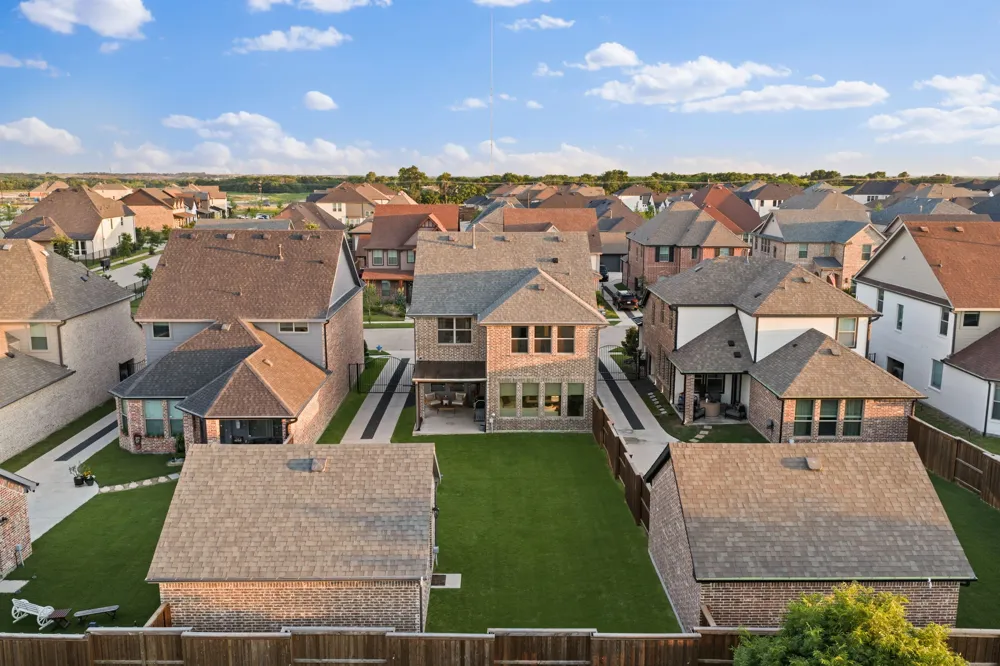 1908 Temple Hill Van Alstyne, TX 75495