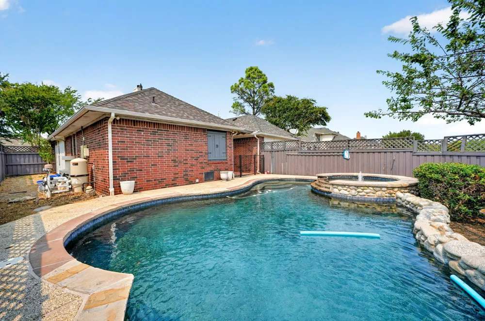 4224 Arbor Creek Drive Carrollton, TX 75010