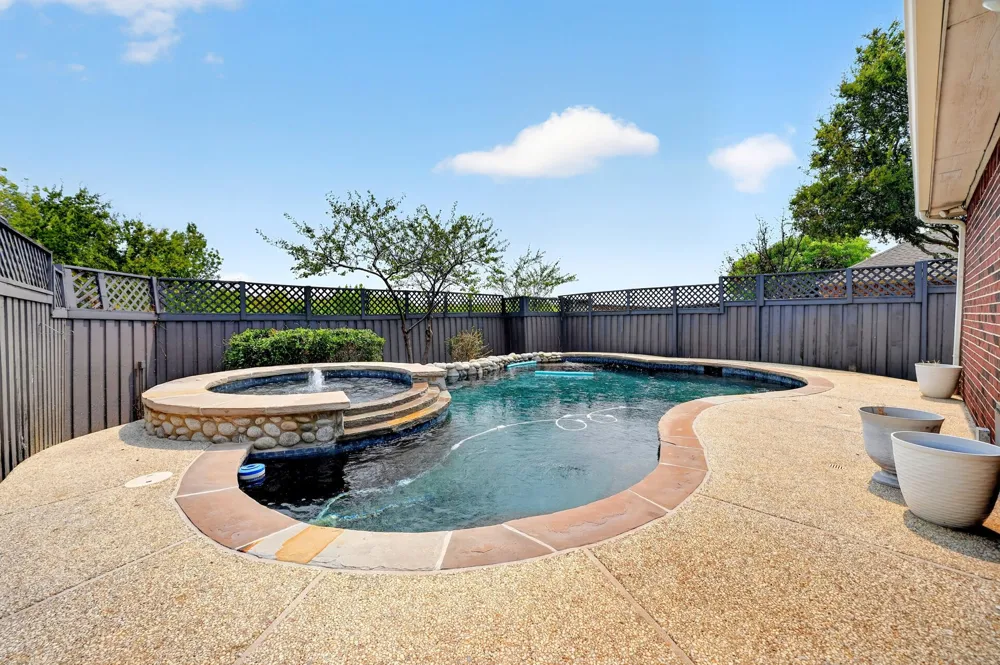 4224 Arbor Creek Drive Carrollton, TX 75010