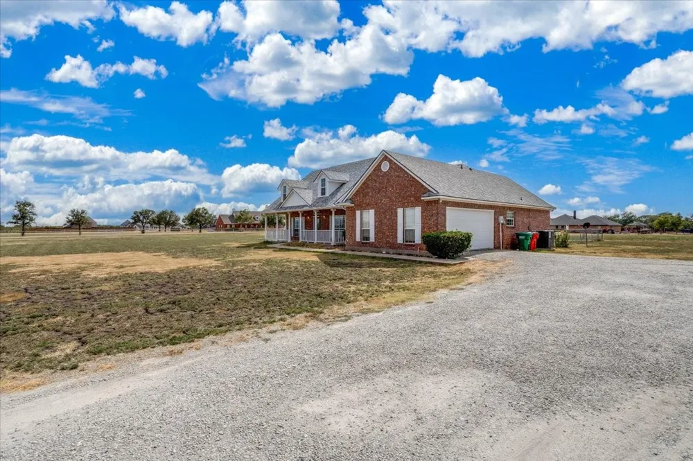 1281 FM 151 Trenton, TX 75490