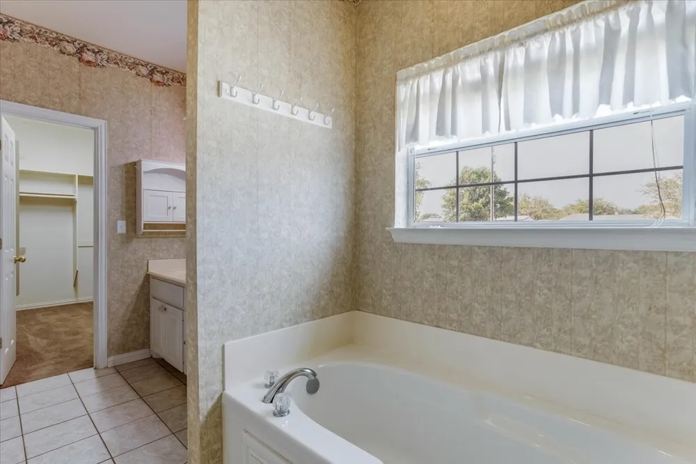 1281 FM 151 Trenton, TX 75490