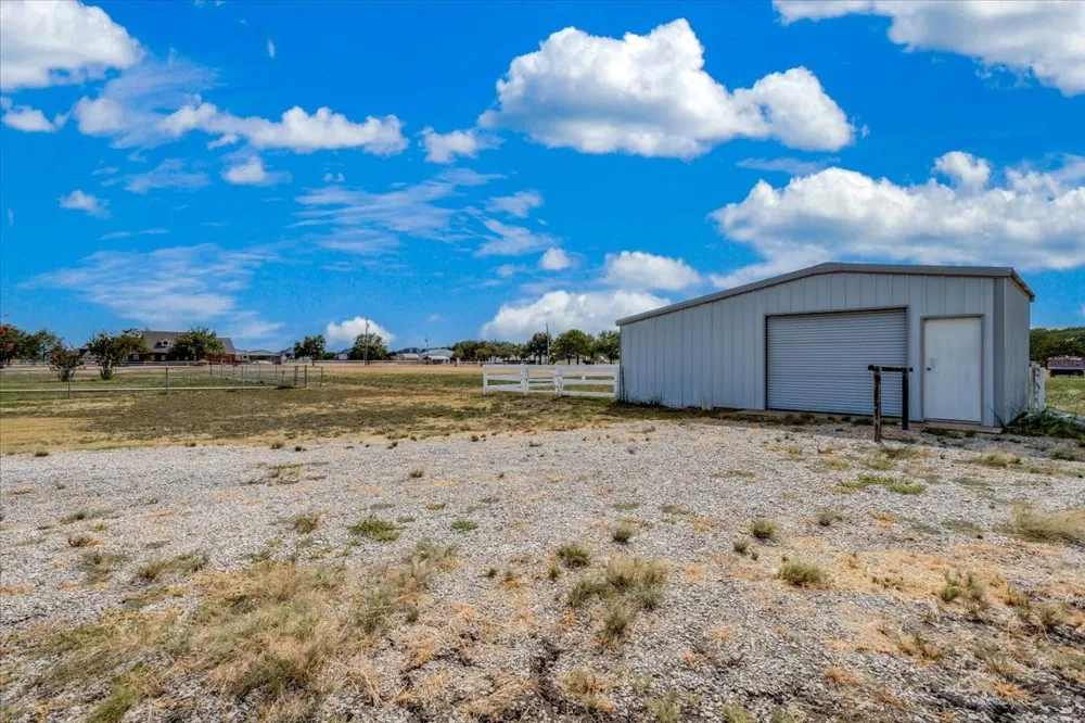 1281 FM 151 Trenton, TX 75490
