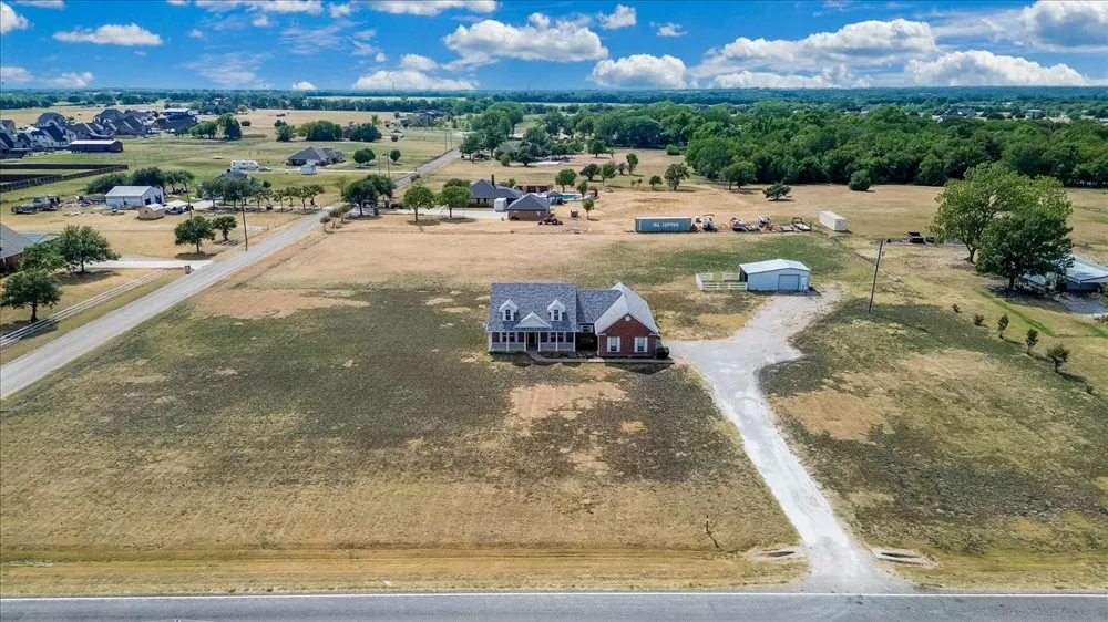 1281 FM 151 Trenton, TX 75490