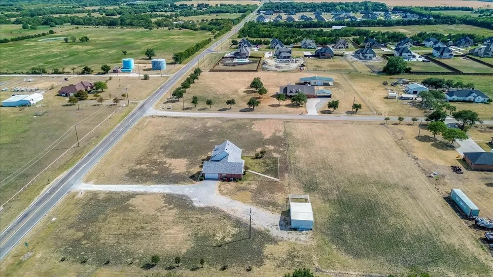 1281 FM 151 Trenton, TX 75490
