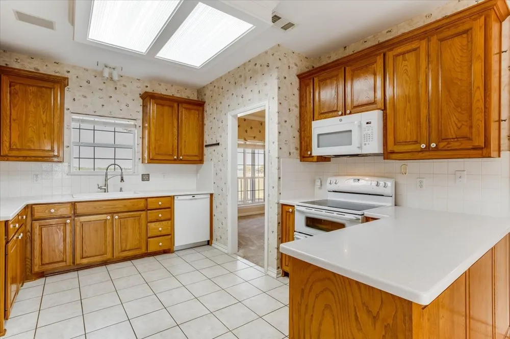 1281 FM 151 Trenton, TX 75490