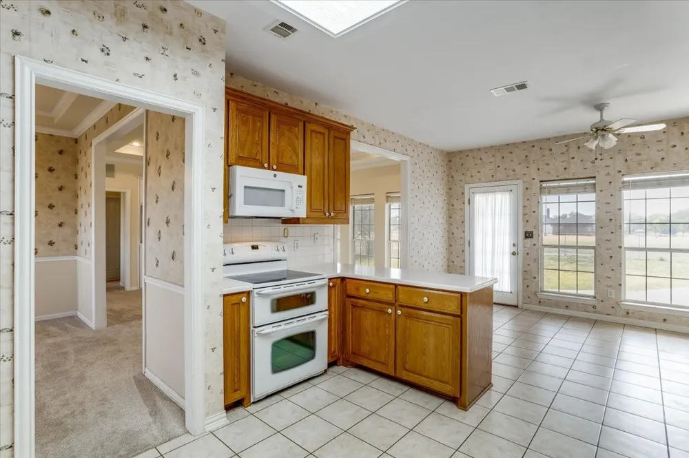 1281 FM 151 Trenton, TX 75490