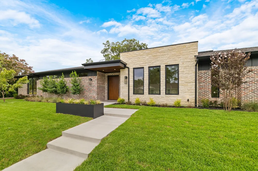 3333 Arawak Place Farmers Branch, TX 75234