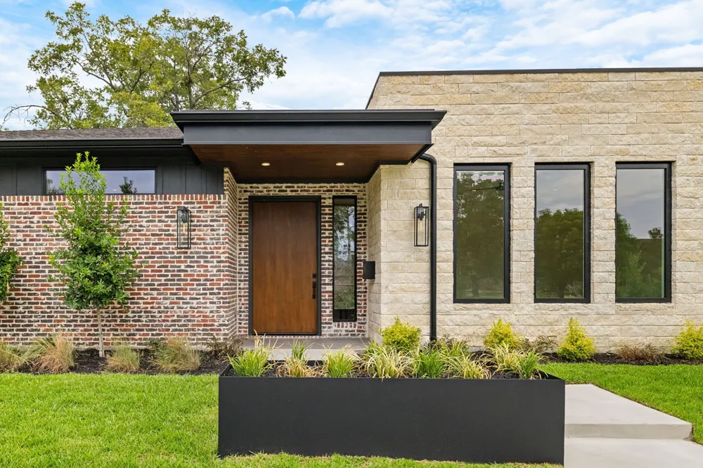 3333 Arawak Place Farmers Branch, TX 75234