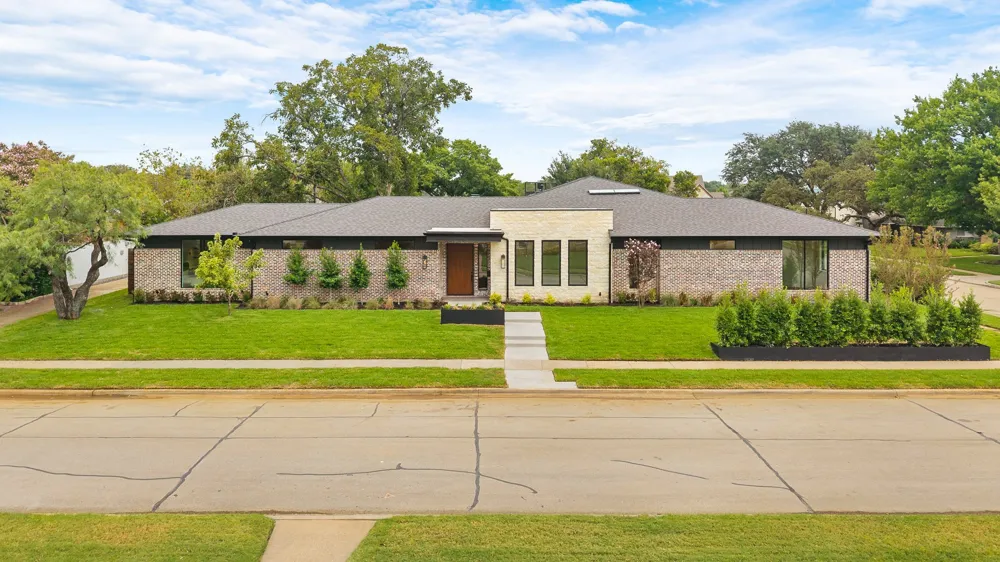 3333 Arawak Place Farmers Branch, TX 75234