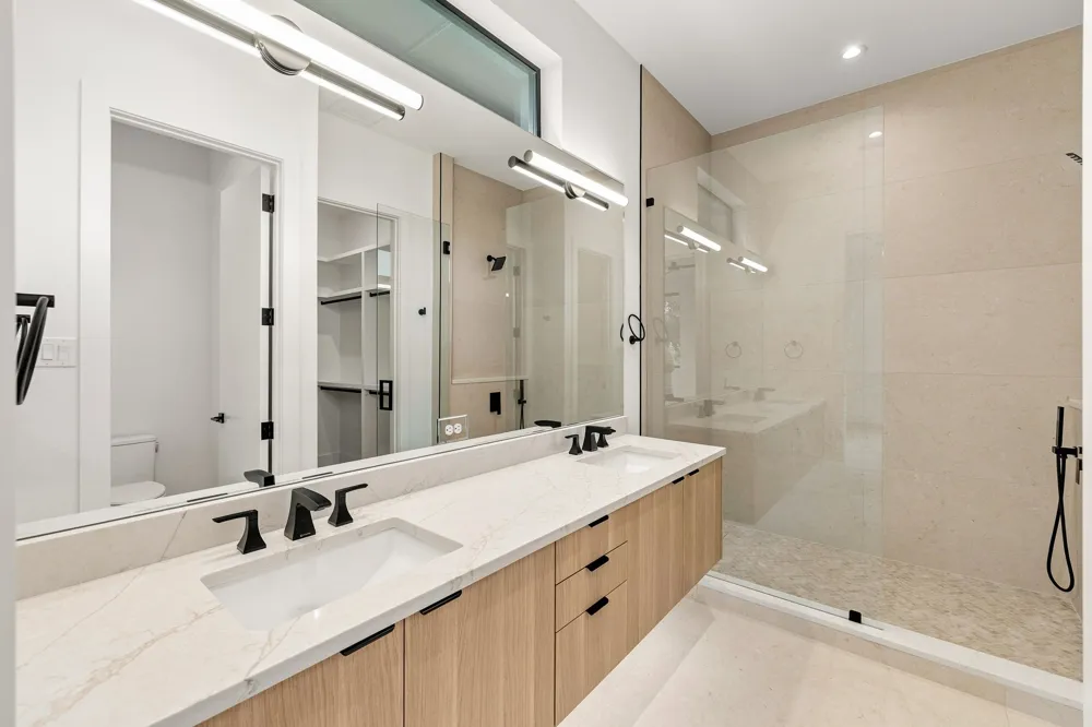 3333 Arawak Place Farmers Branch, TX 75234