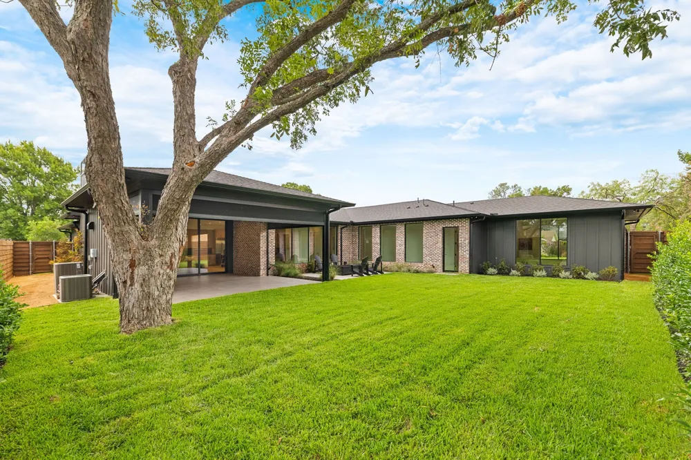 3333 Arawak Place Farmers Branch, TX 75234