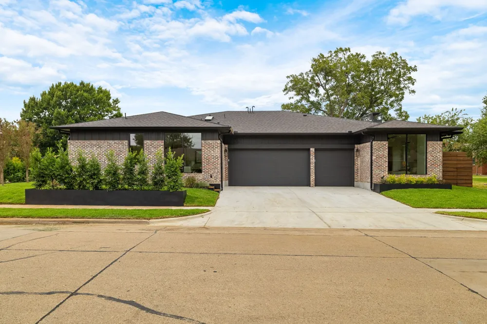 3333 Arawak Place Farmers Branch, TX 75234
