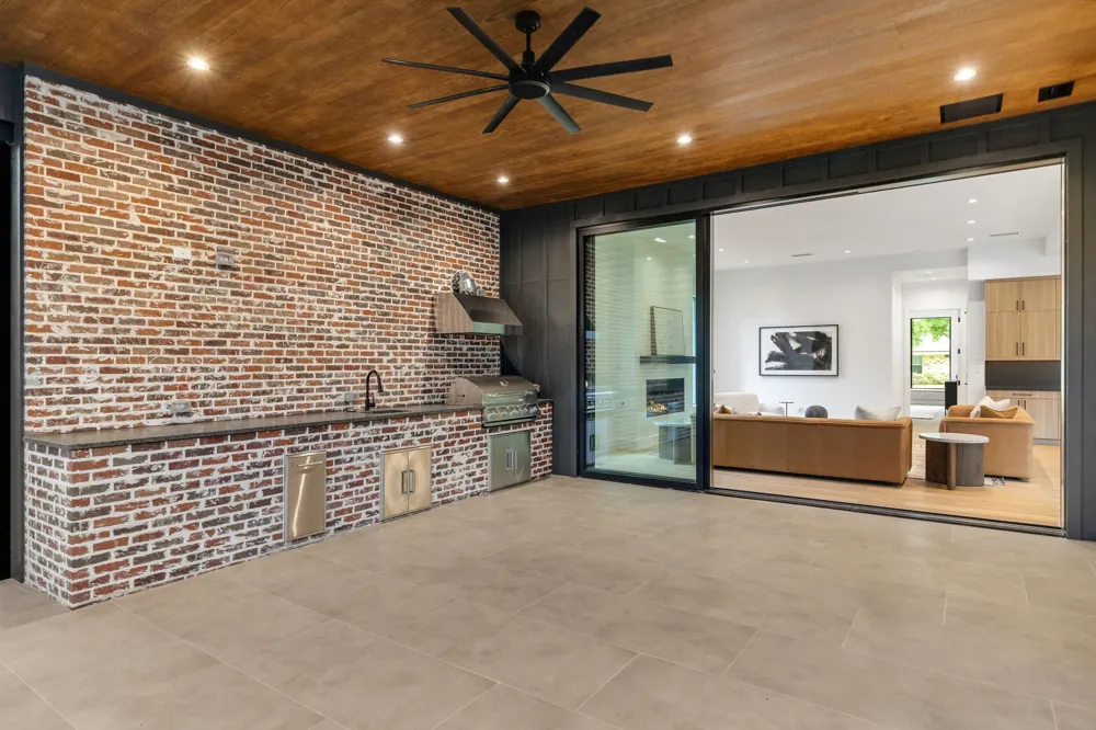 3333 Arawak Place Farmers Branch, TX 75234