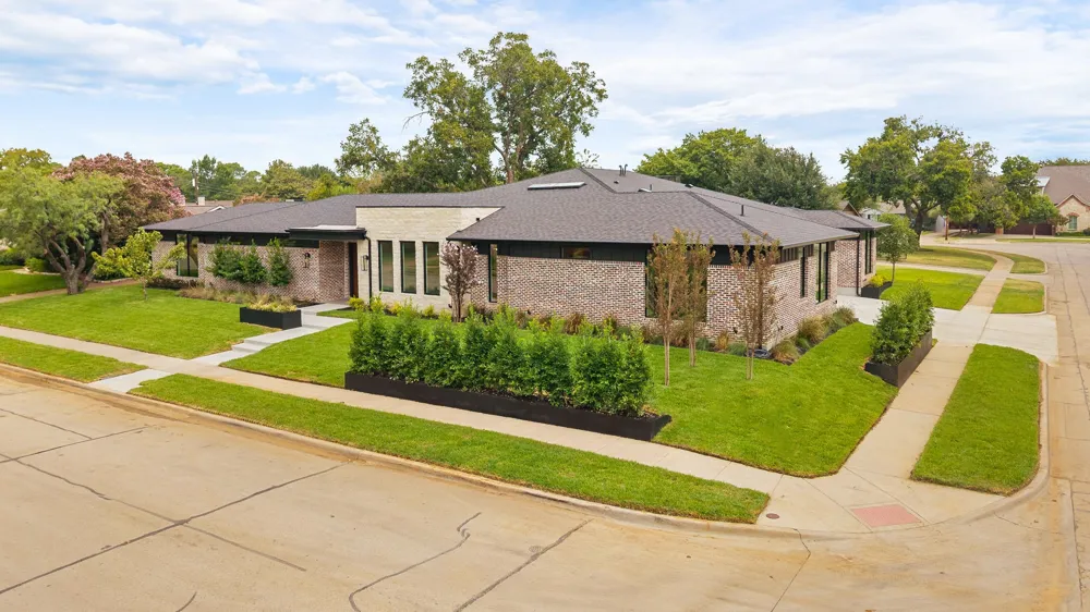 3333 Arawak Place Farmers Branch, TX 75234