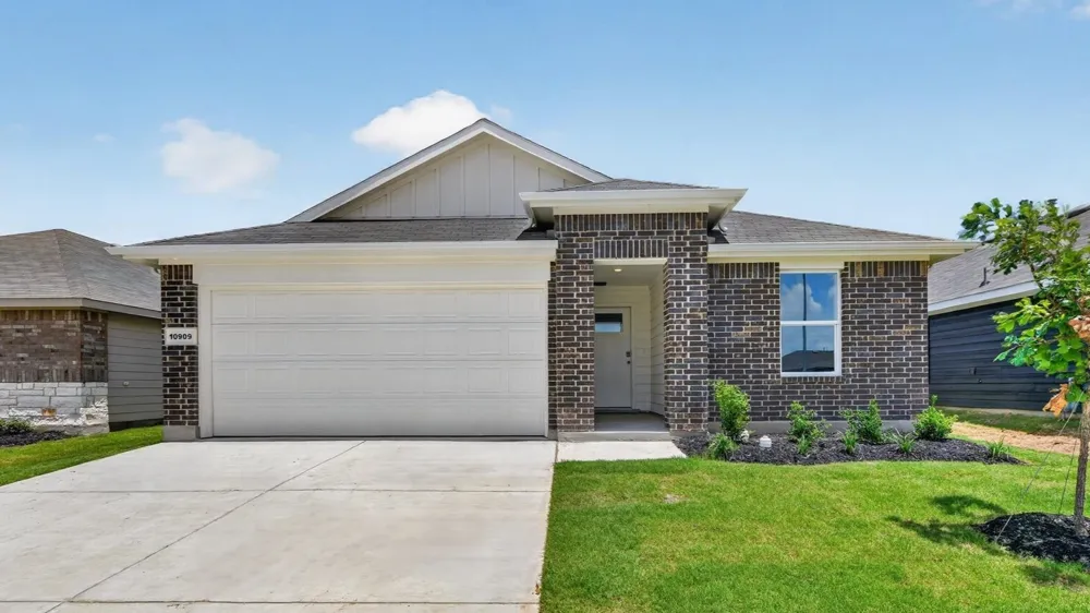 119 MACH WAY Mineral Wells, TX 76067