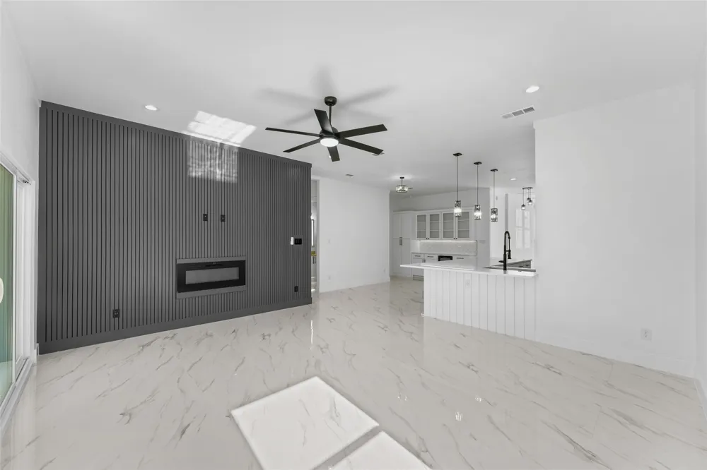 4107 Vineyard Drive Dallas, TX 75212