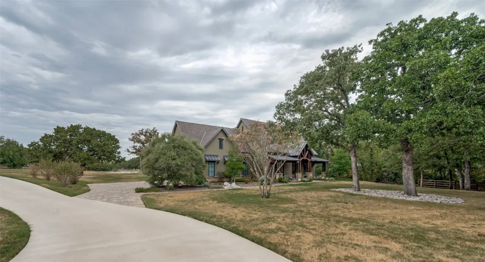 197 Stonewood Boulevard Bartonville, TX 76226