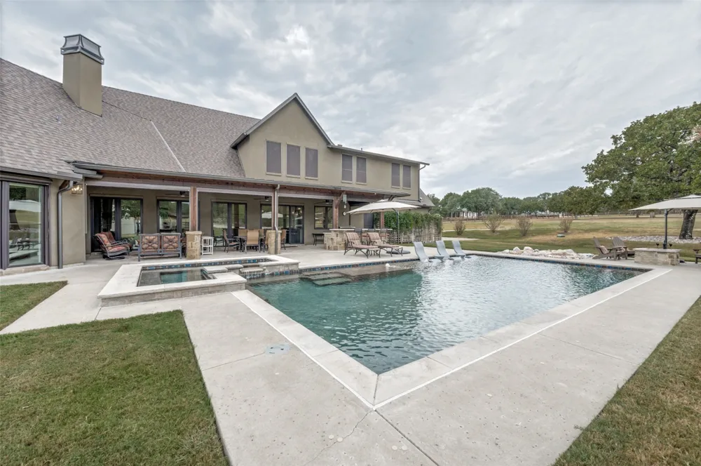 197 Stonewood Boulevard Bartonville, TX 76226